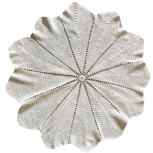 Lot of 3 Vintage Handmade Crocheted Doilies 2 Thick Rectangle 1 Round Cream - Picture 5 of 5